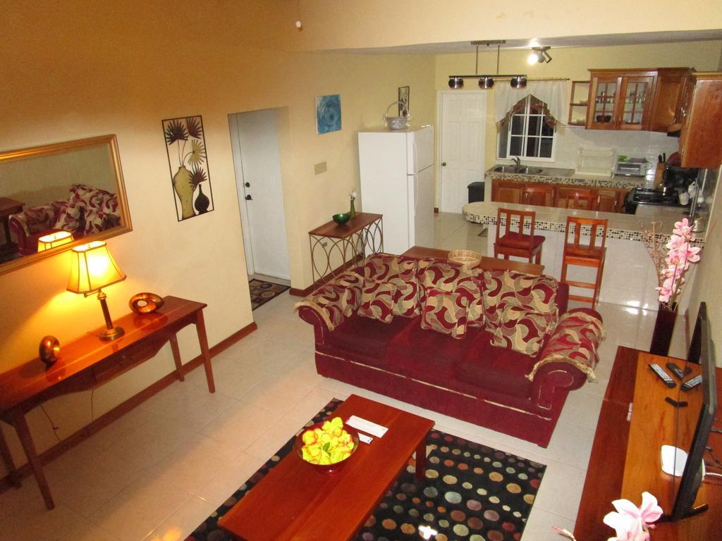The Residence Portmore Apartments Kültér fotó